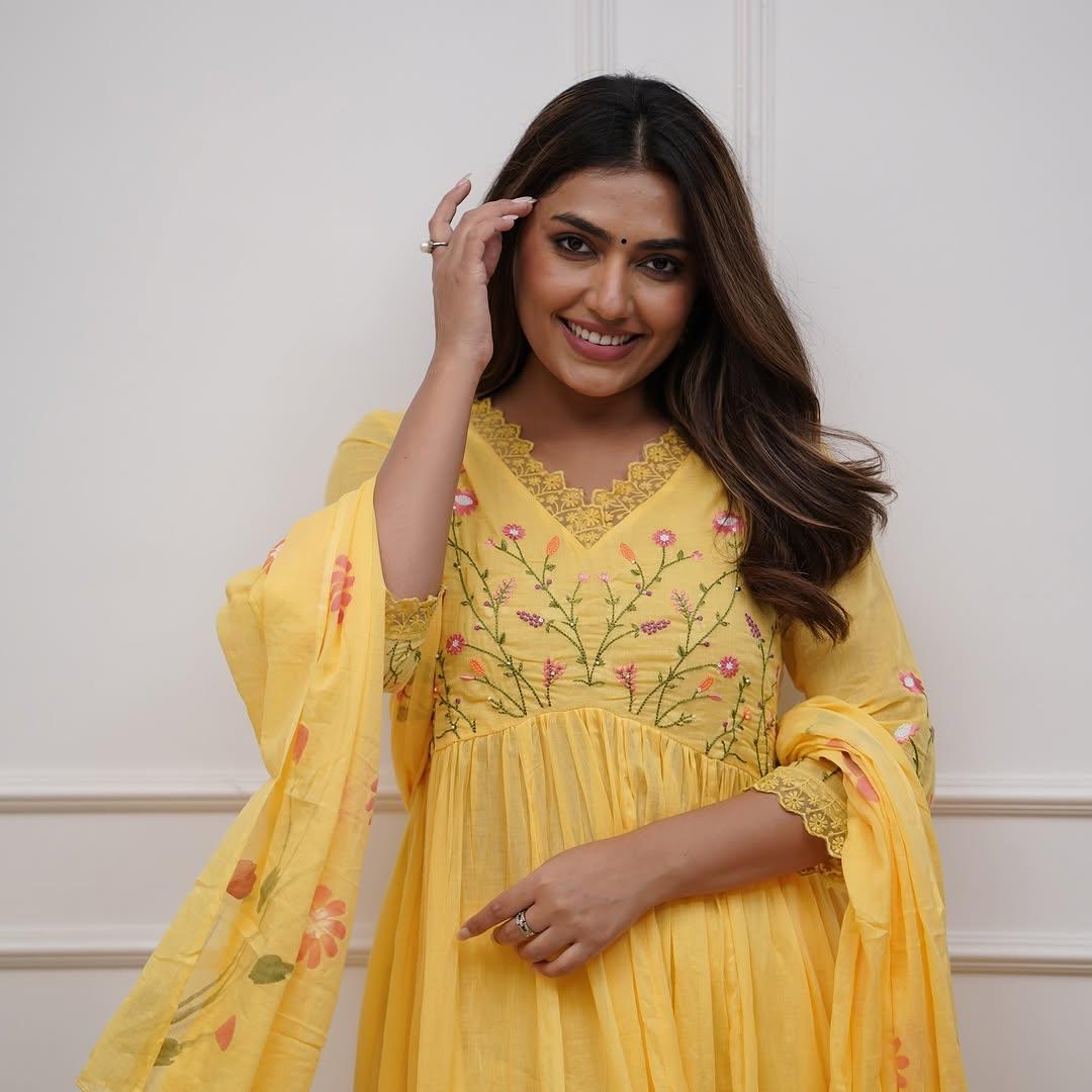 Yellow Elegant Embroidered Kurta Set with Floral Dupatta
