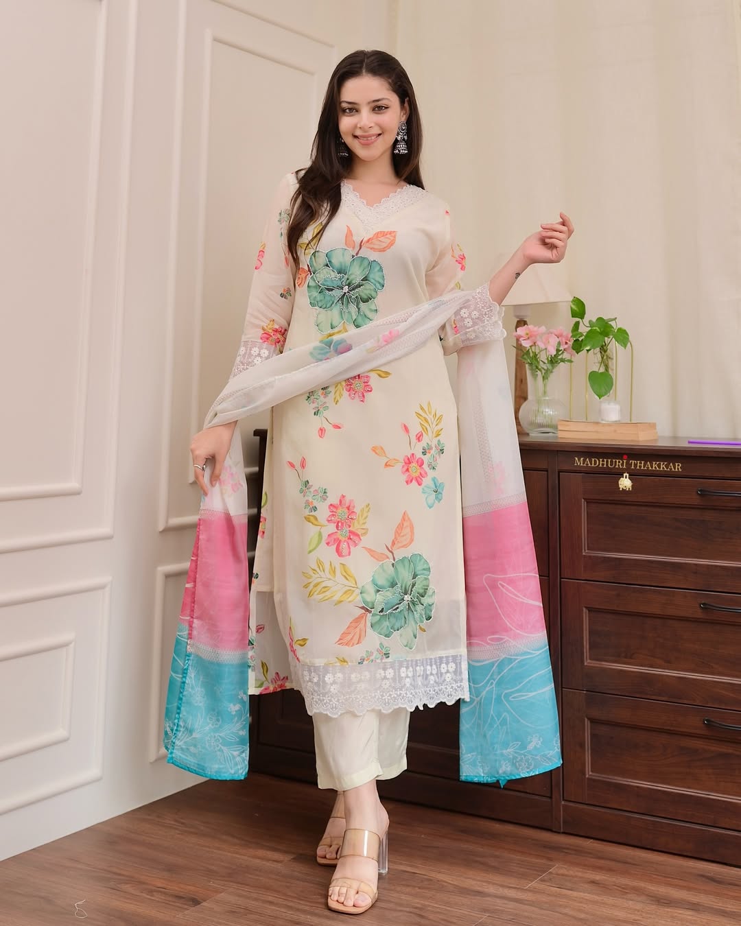 Elegant Cream Organza Suit Set with Floral Print and Zari Work Dupatta