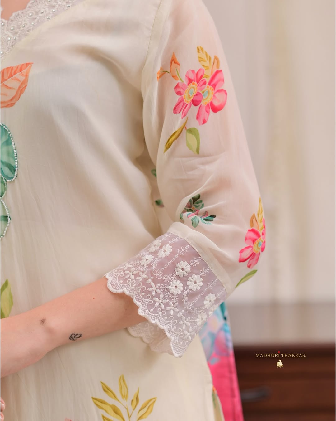 Elegant Cream Organza Suit Set with Floral Print and Zari Work Dupatta